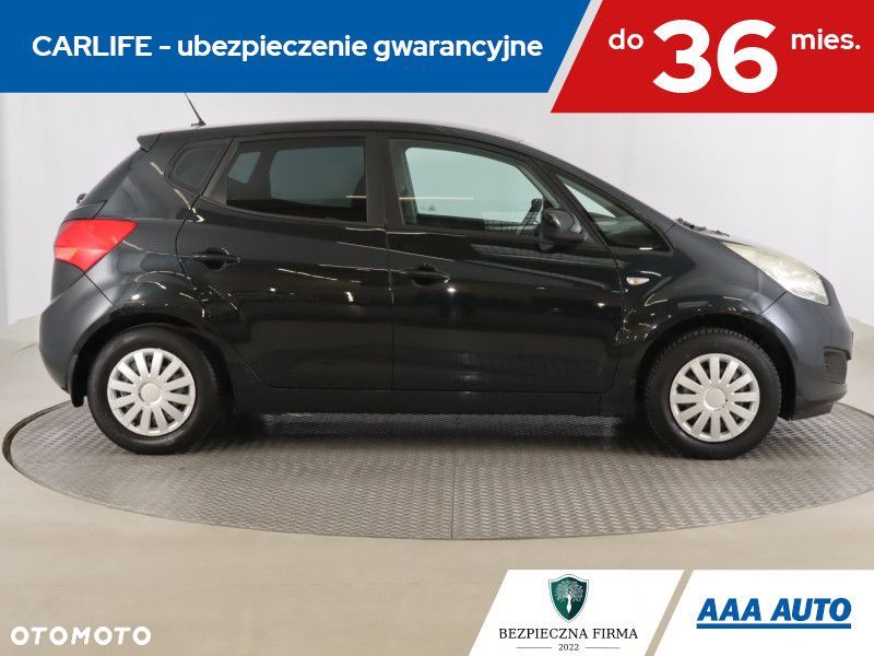 Kia Venga - 8