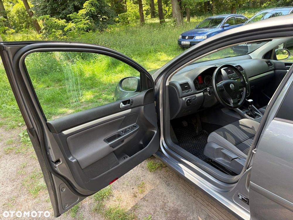 Volkswagen Golf 1.6 United - 14