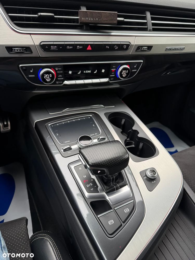 Audi Q7 3.0 TDI Quattro Tiptronic - 5