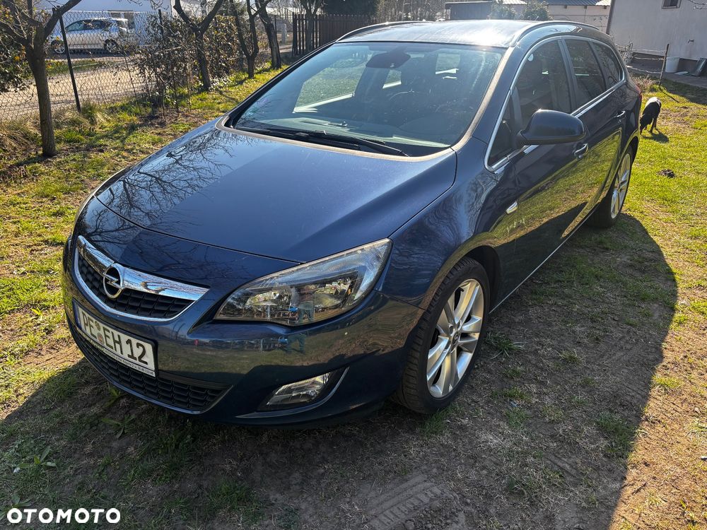 Opel Astra 1.4 Turbo Sport - 1