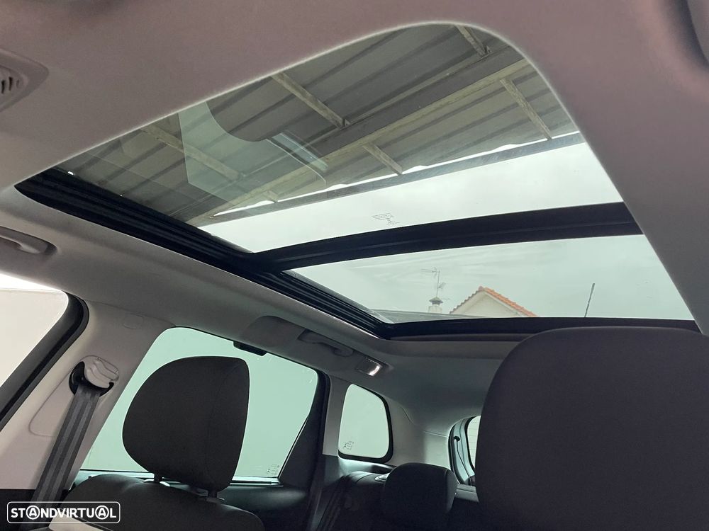 Citroën C3 Aircross 1.2 PureTech Shine EAT6 - 24