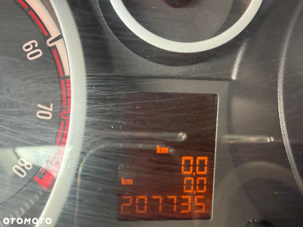 Opel Corsa 1.4 16V Edition - 11