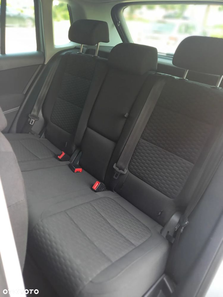 Volkswagen Tiguan 2.0 TDI DPF 4Motion Track & Field - 19