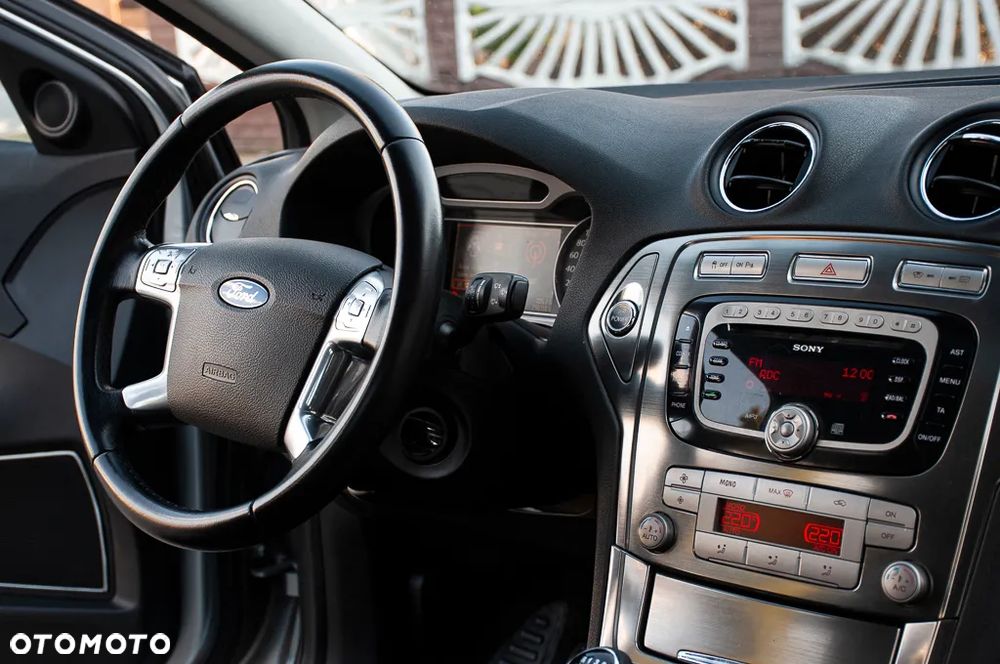 Ford Mondeo 2.0 TDCi Viva Titanium - 31