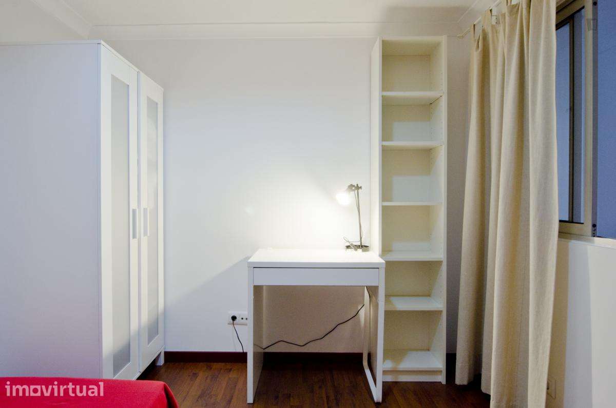 Quarto - localizado em Anjos Lisbon - Grande imagem: 3/26