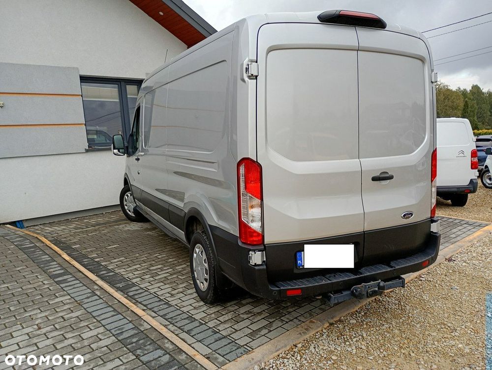 Ford Transit - 9