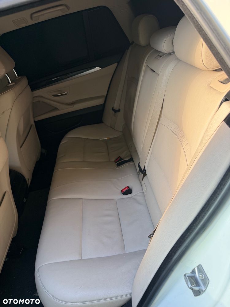 BMW Seria 5 520d Luxury Line - 15