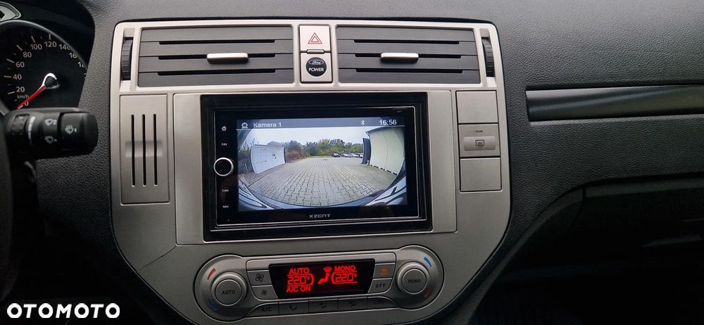 Ford Kuga 2.0 TDCi Titanium - 8