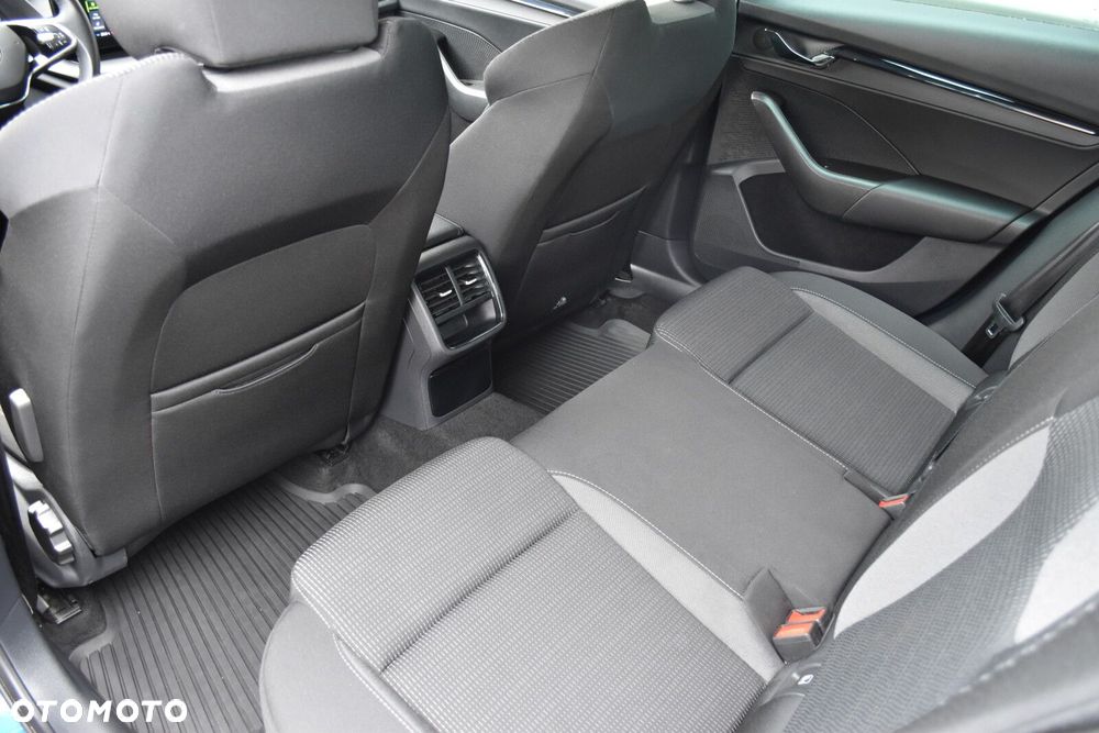 Skoda Octavia 1.5 TSI ACT Ambition - 22