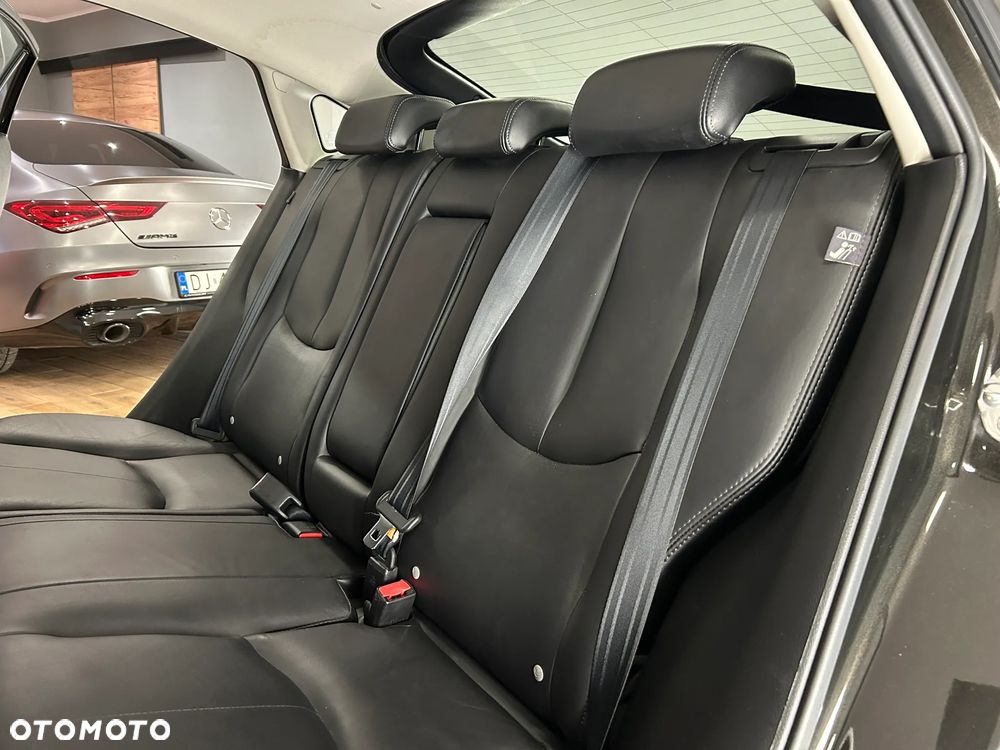 Mazda 6 2.0 Exclusive + - 28