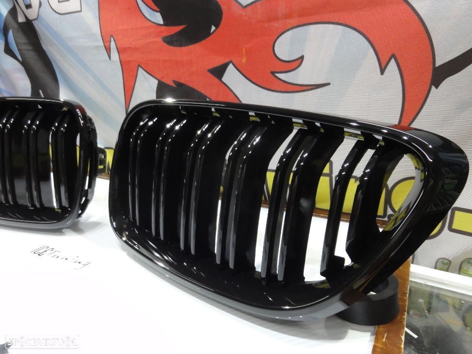 Grelha frontal em plástico ABS para BMW F22 / F23 M2 look / dupla lâmina em preto piano brilhante - 8