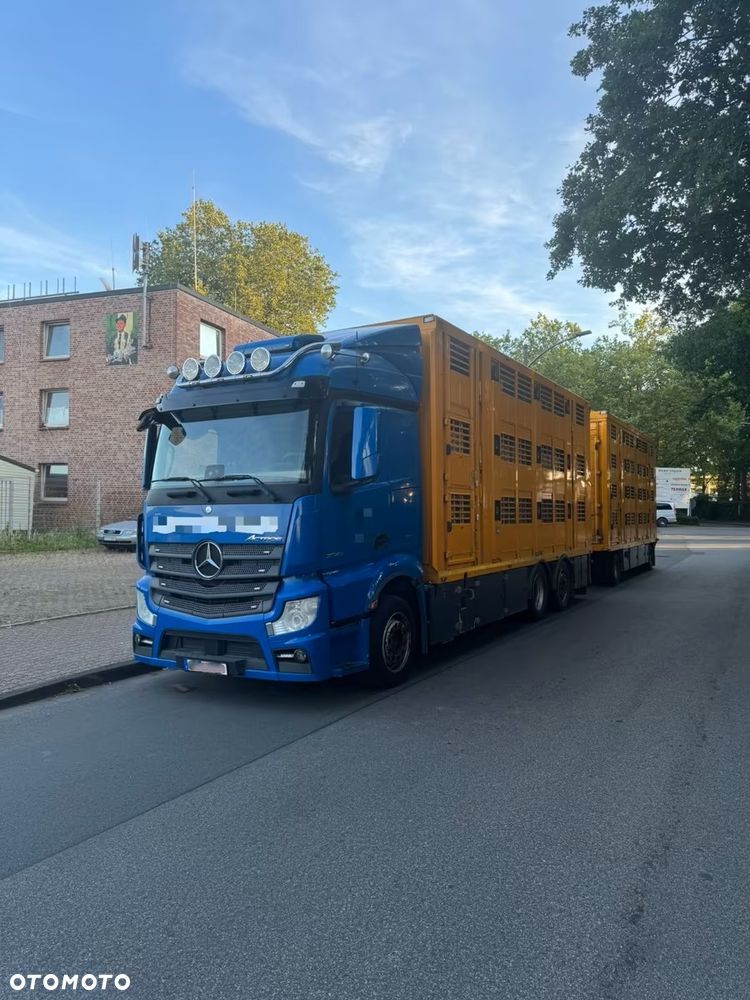 Mercedes-Benz Actros 2545 | Menke 3 poziomy do transportu zwierząt | Wentylacja | Poidła | EURO 6 | 6x2 - 2