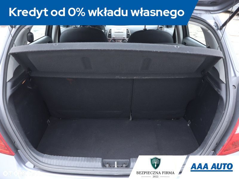 Hyundai i20 - 14