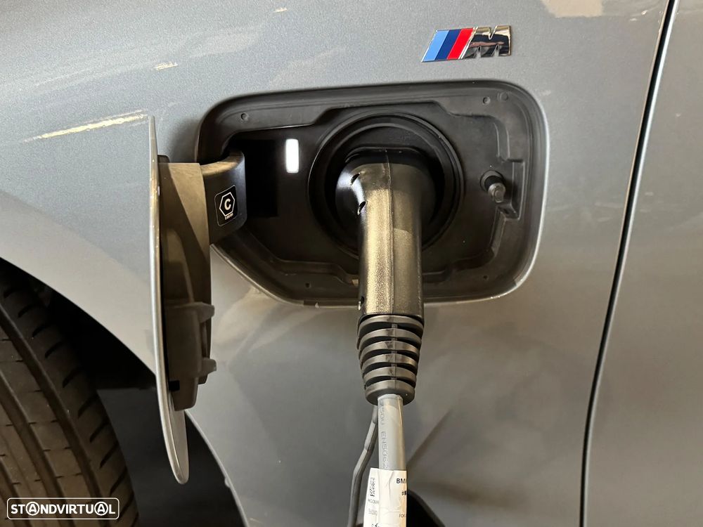 BMW 320 e Pack Desportivo M Auto - 18