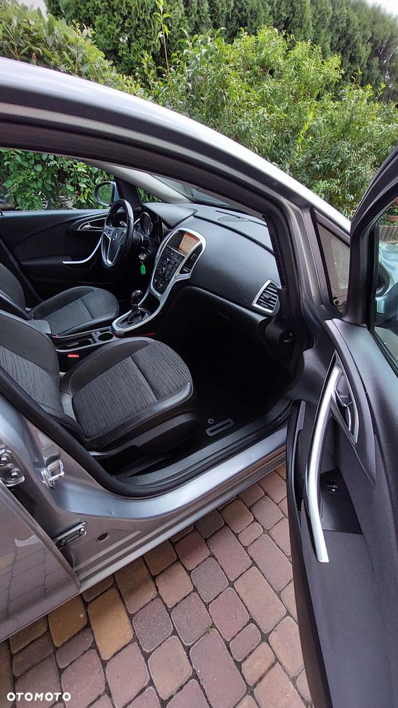 Opel Astra IV 1.4 T Energy EU6 - 17