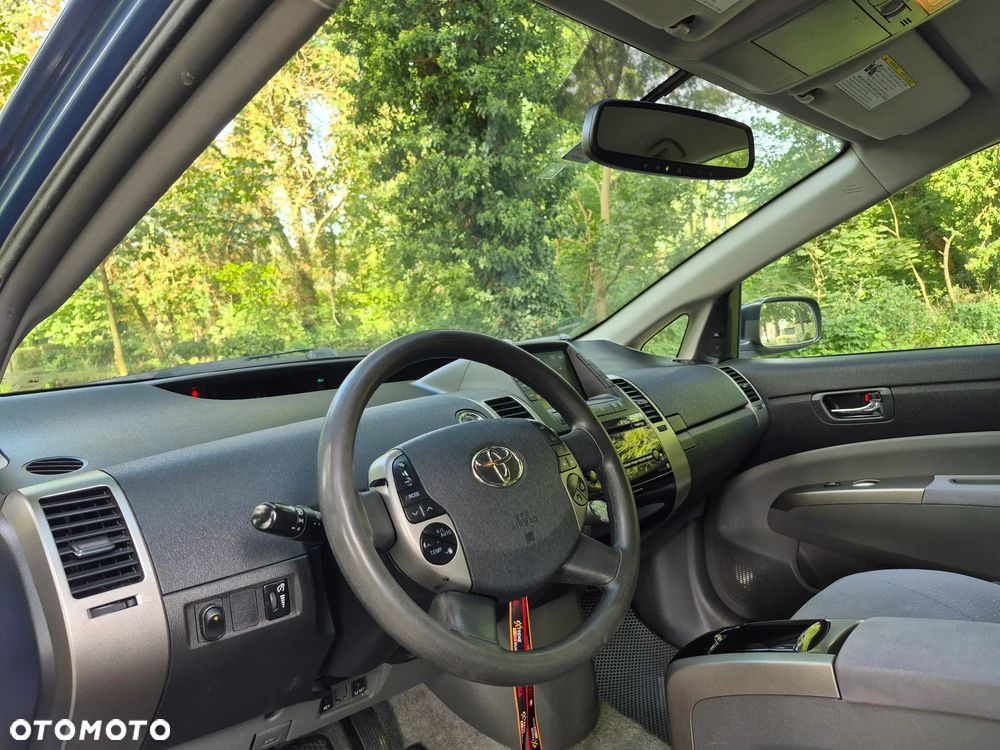 Toyota Prius 1.5 VVT-i Prestige - 13