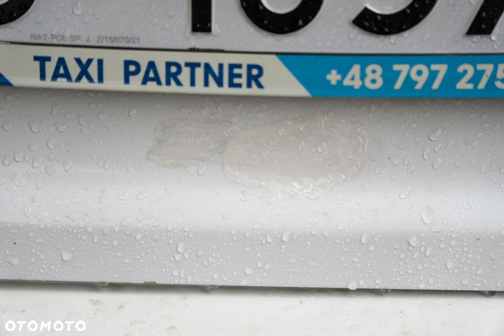 Toyota Prius - 15