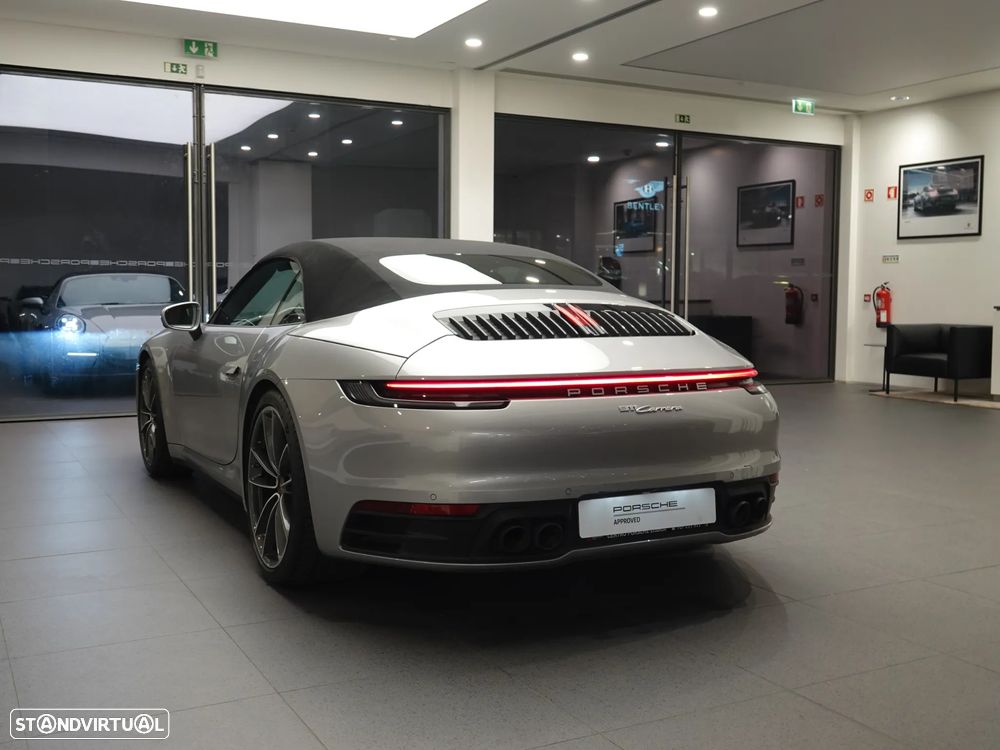 Porsche 911 (992) Carrera PDK - 17