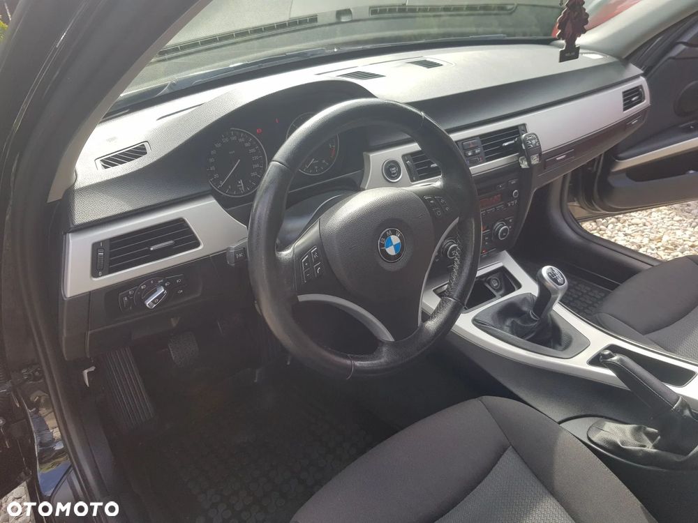 BMW Seria 3 - 11