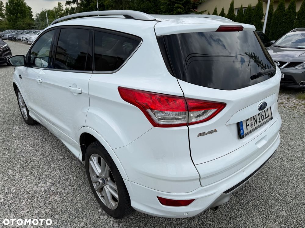 Ford Kuga 1.5 EcoBoost 2x4 Individual - 11