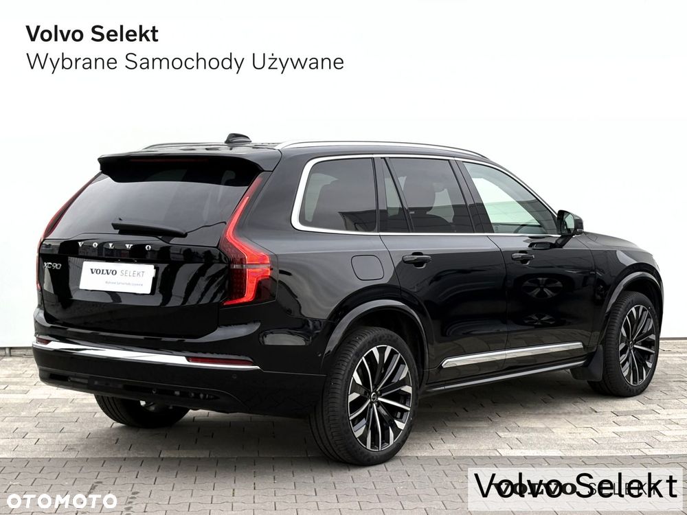 Volvo XC 90 - 9