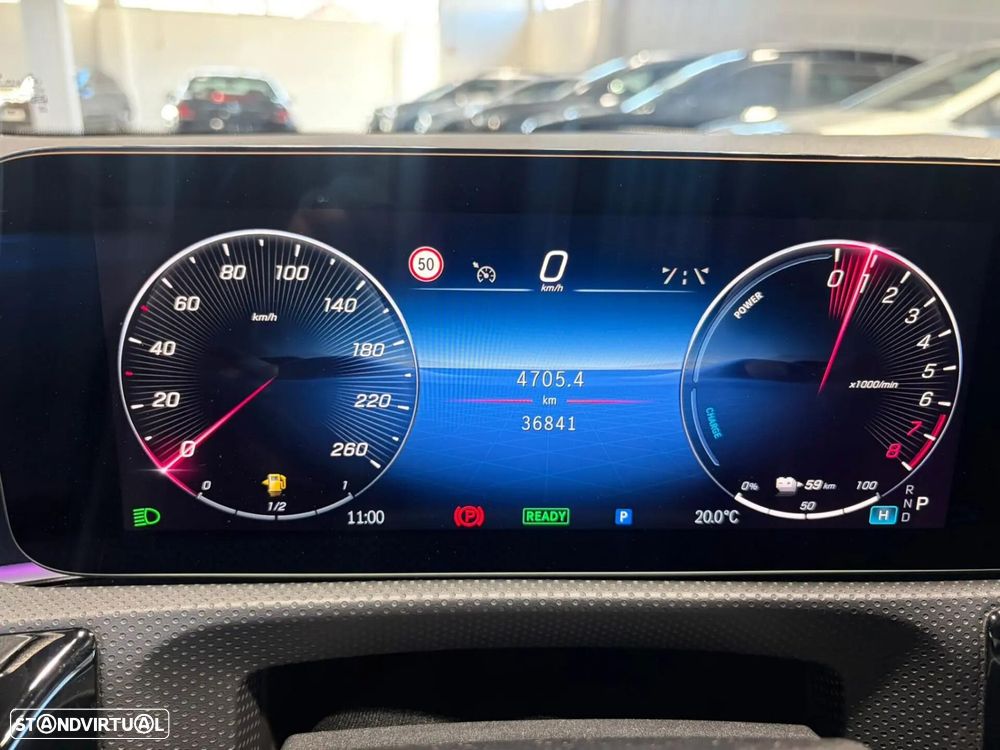 Mercedes-Benz CLA 250 e 8G-DCT AMG Line - 25