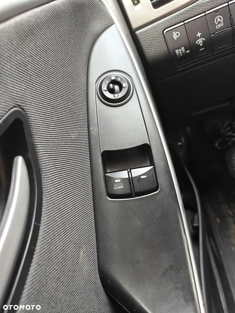 Hyundai i30 1.6 CRDi Comfort - 17