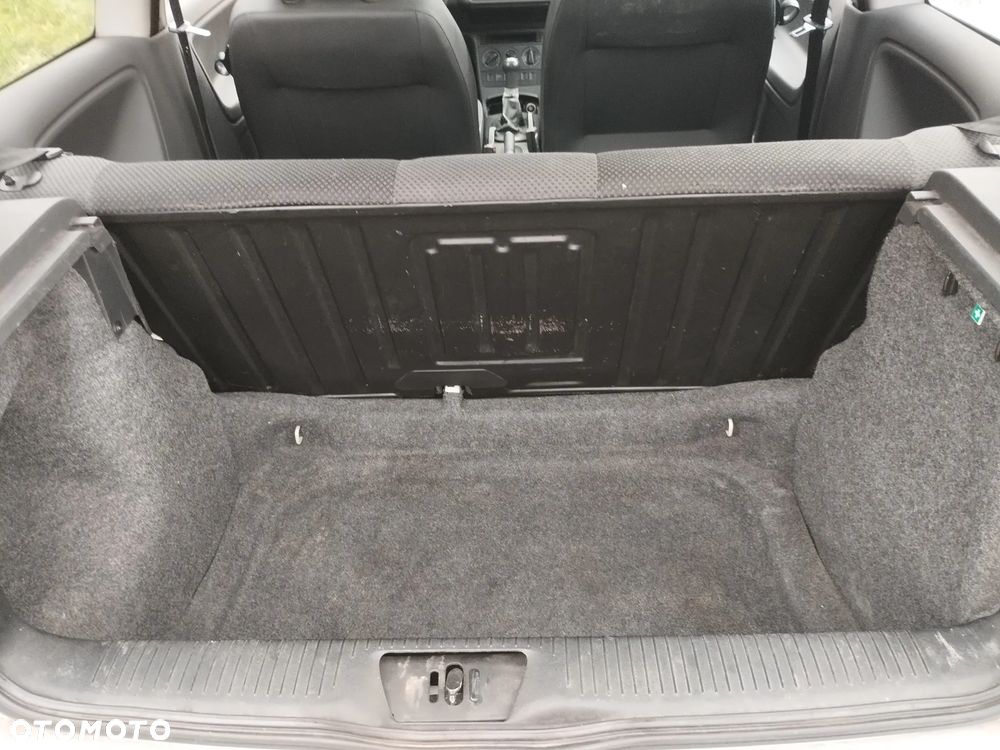 Volkswagen Polo SDI - 10