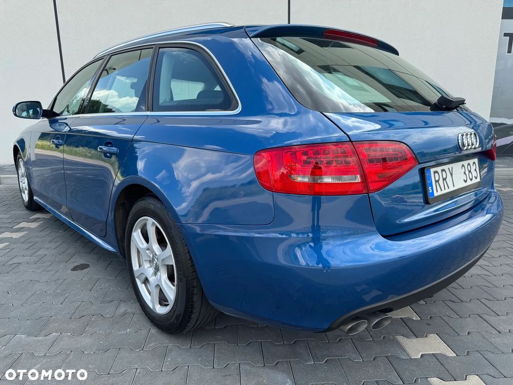 Audi A4 Avant 2.0 TDI e DPF Attraction - 32