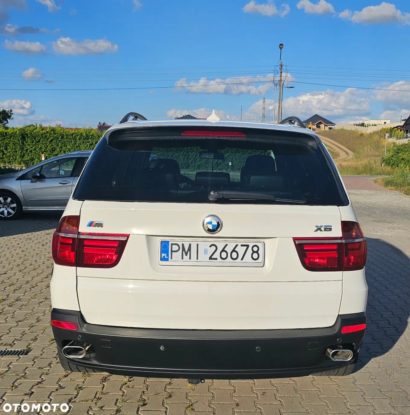 BMW X5 4.8i - 9