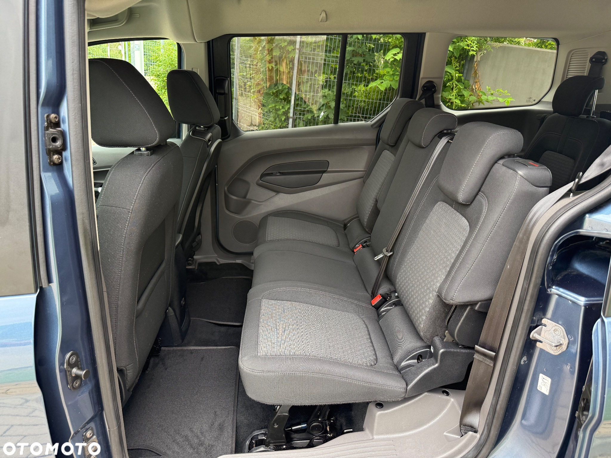 Ford Tourneo Connect Grand - 11