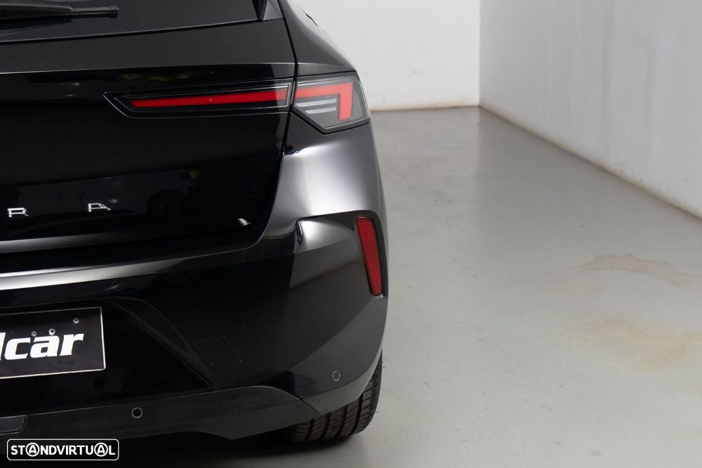 Opel Astra 1.2 T Edition Aut. - 16