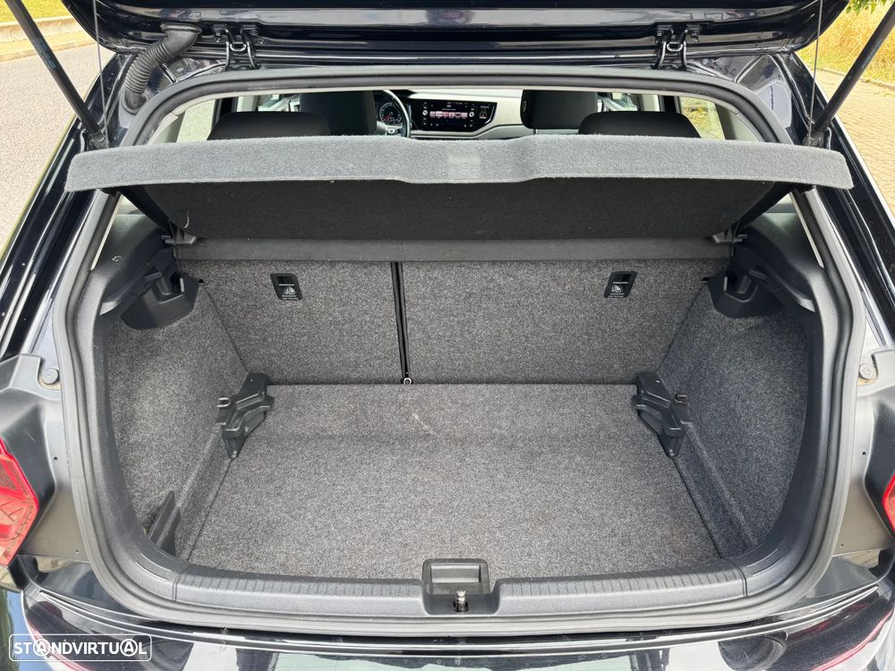VW Polo 1.6 TDI Confortline - 23