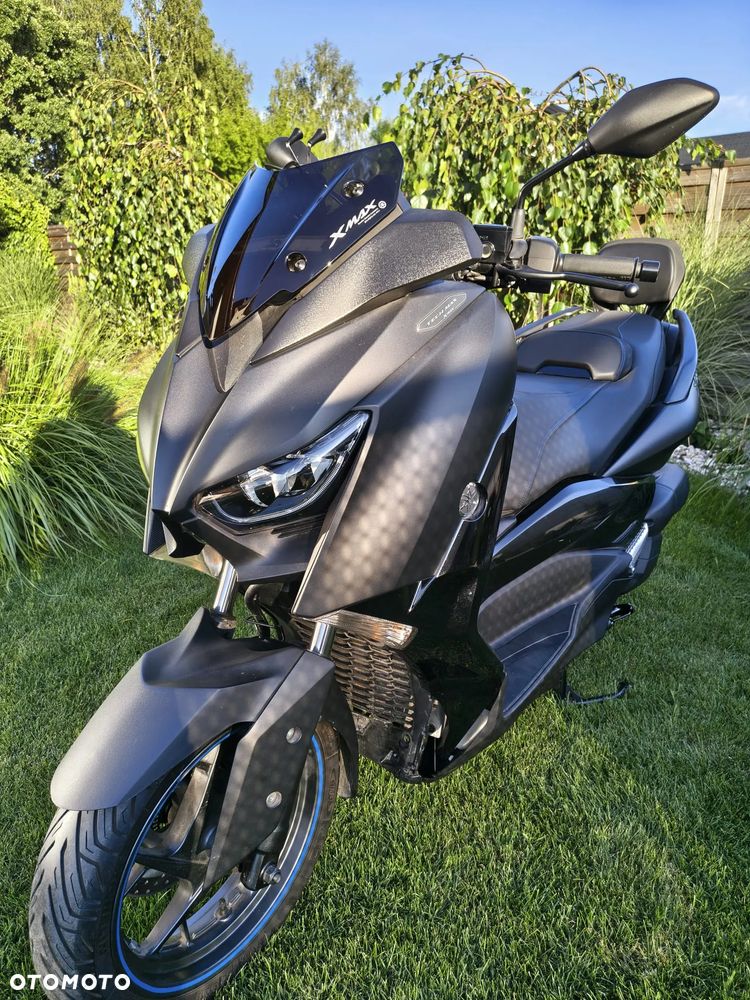 Yamaha X-max - 10