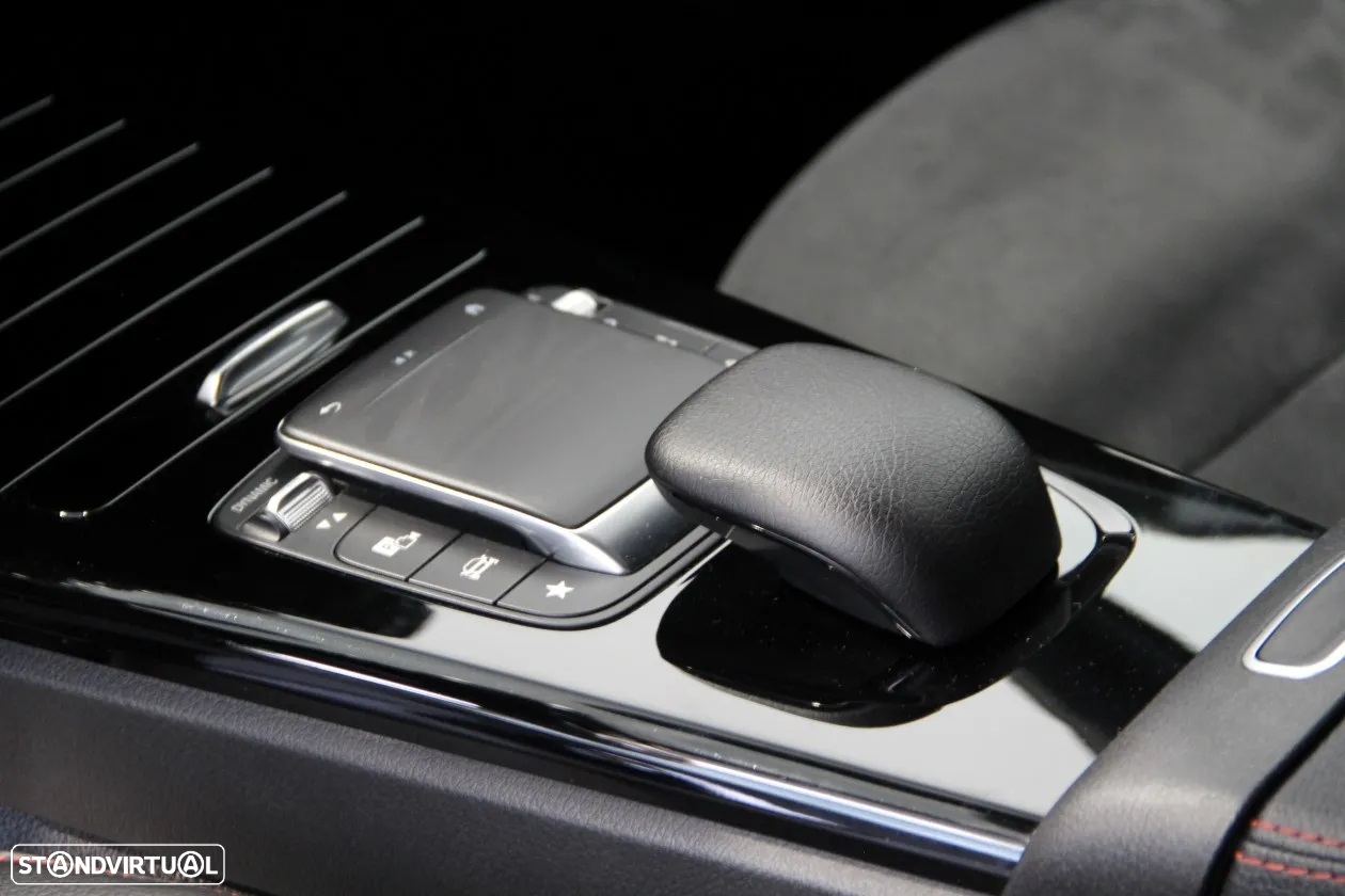 Mercedes-Benz A 180 d AMG Line Aut. - 34