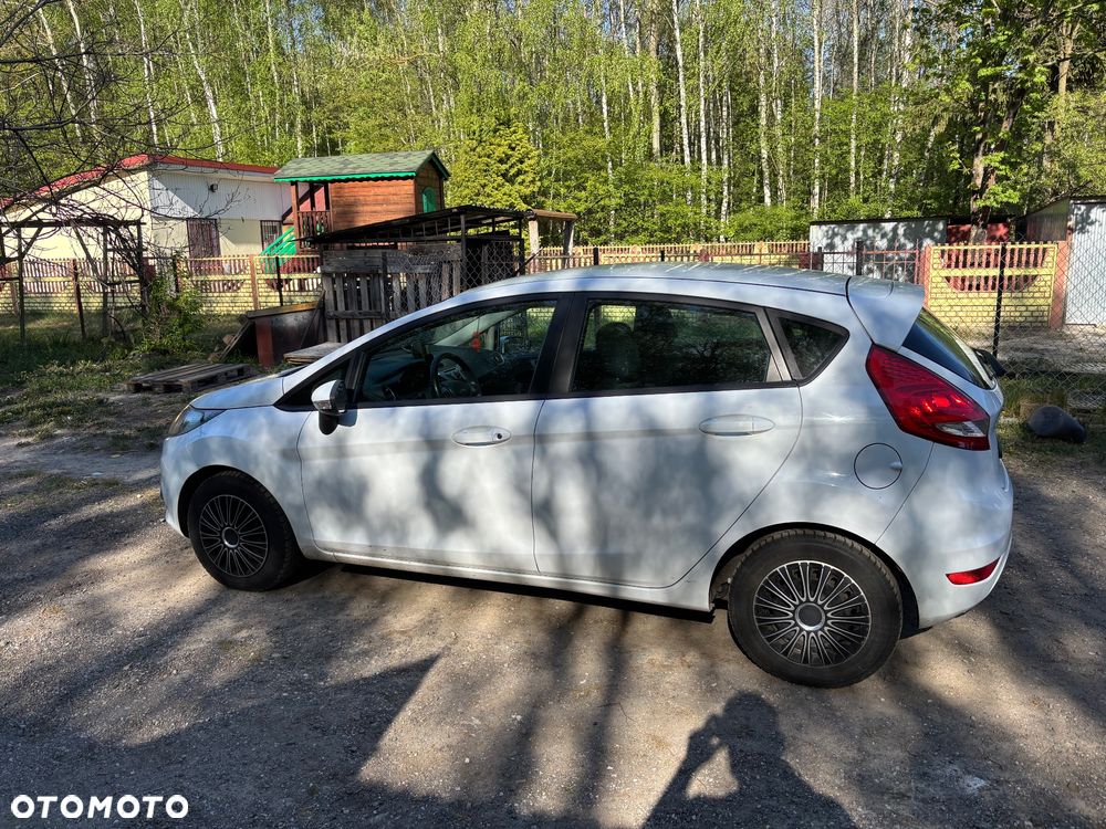 Ford Fiesta 1.4 Trend EU5 - 7