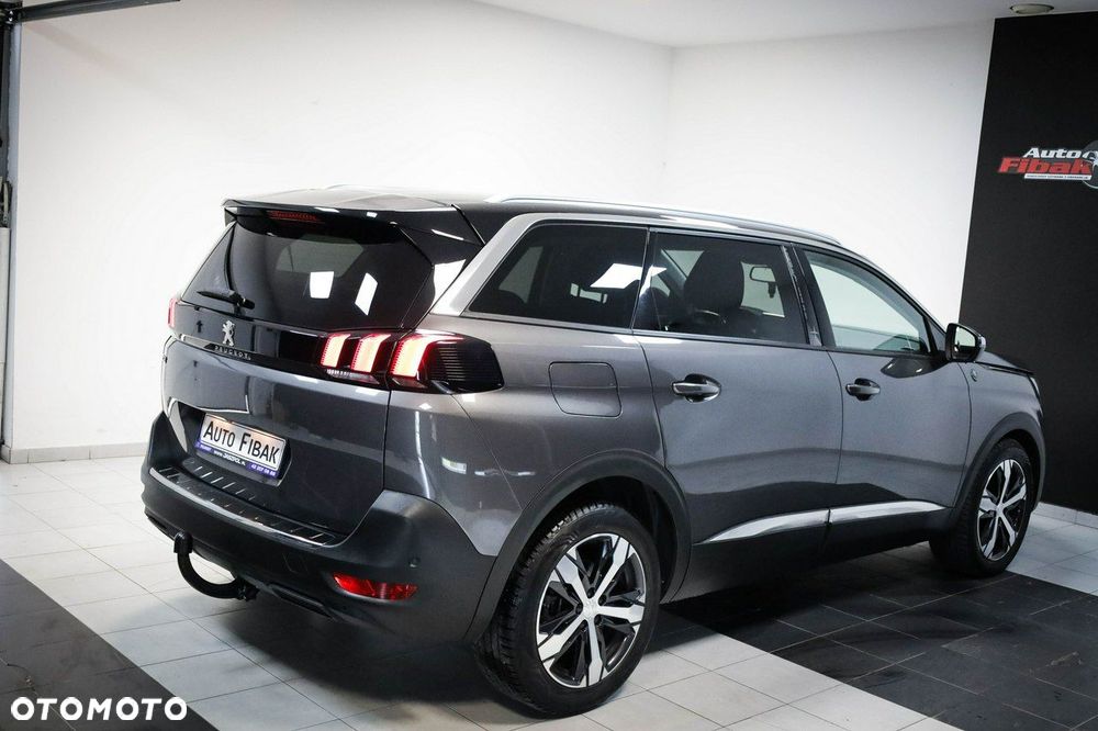Peugeot 5008 - 6