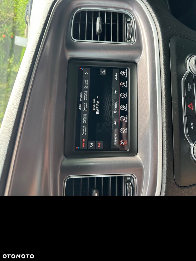 Dodge Charger - 12