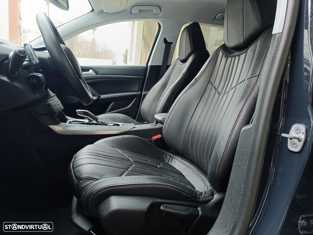 Peugeot 308 PureTech 130 EAT8 Allure - 8