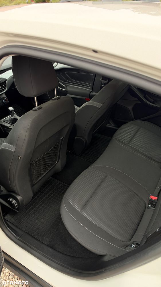 Ford Focus - 6