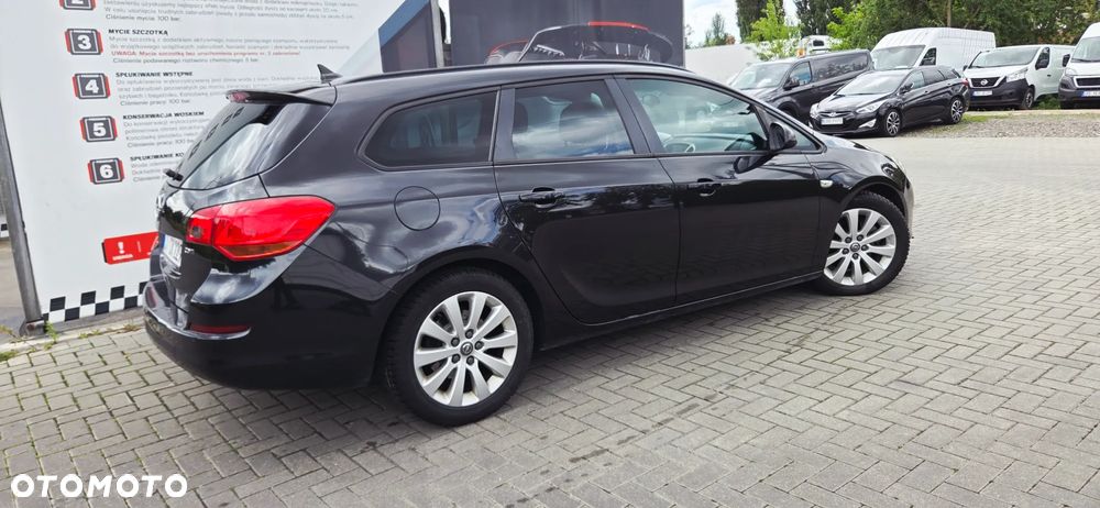 Opel Astra 2.0 CDTI DPF Automatik Design Edition - 8