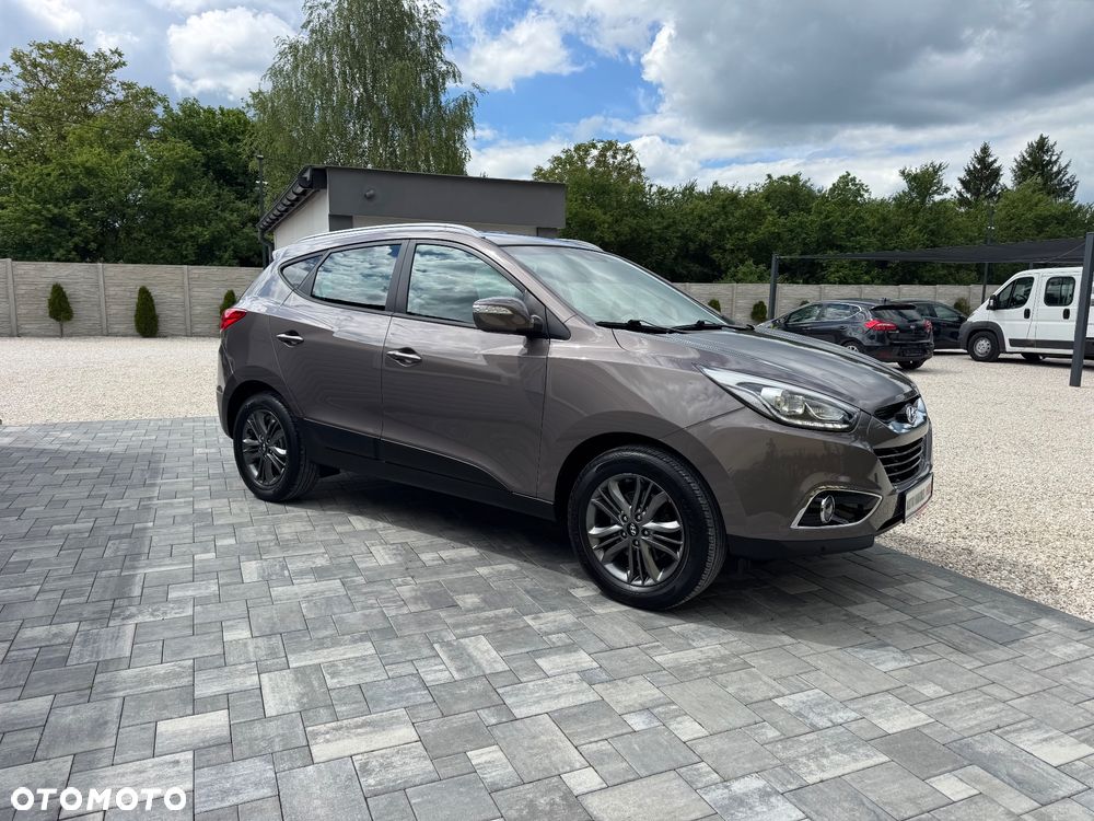 Hyundai ix35 1.6 2WD Fifa World Cup Edition - 4