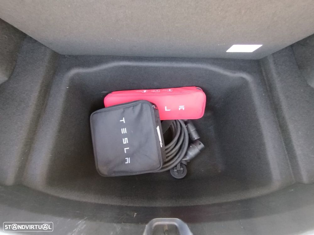 Tesla Model 3 Long Range Tração Integral - 17