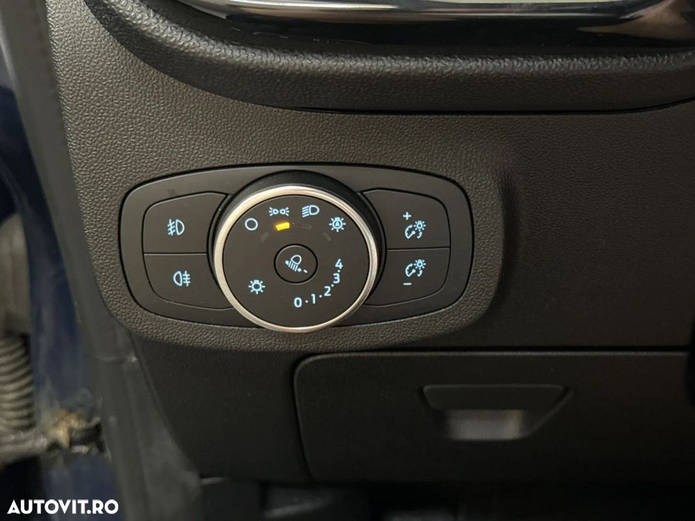 Ford Fiesta - 16