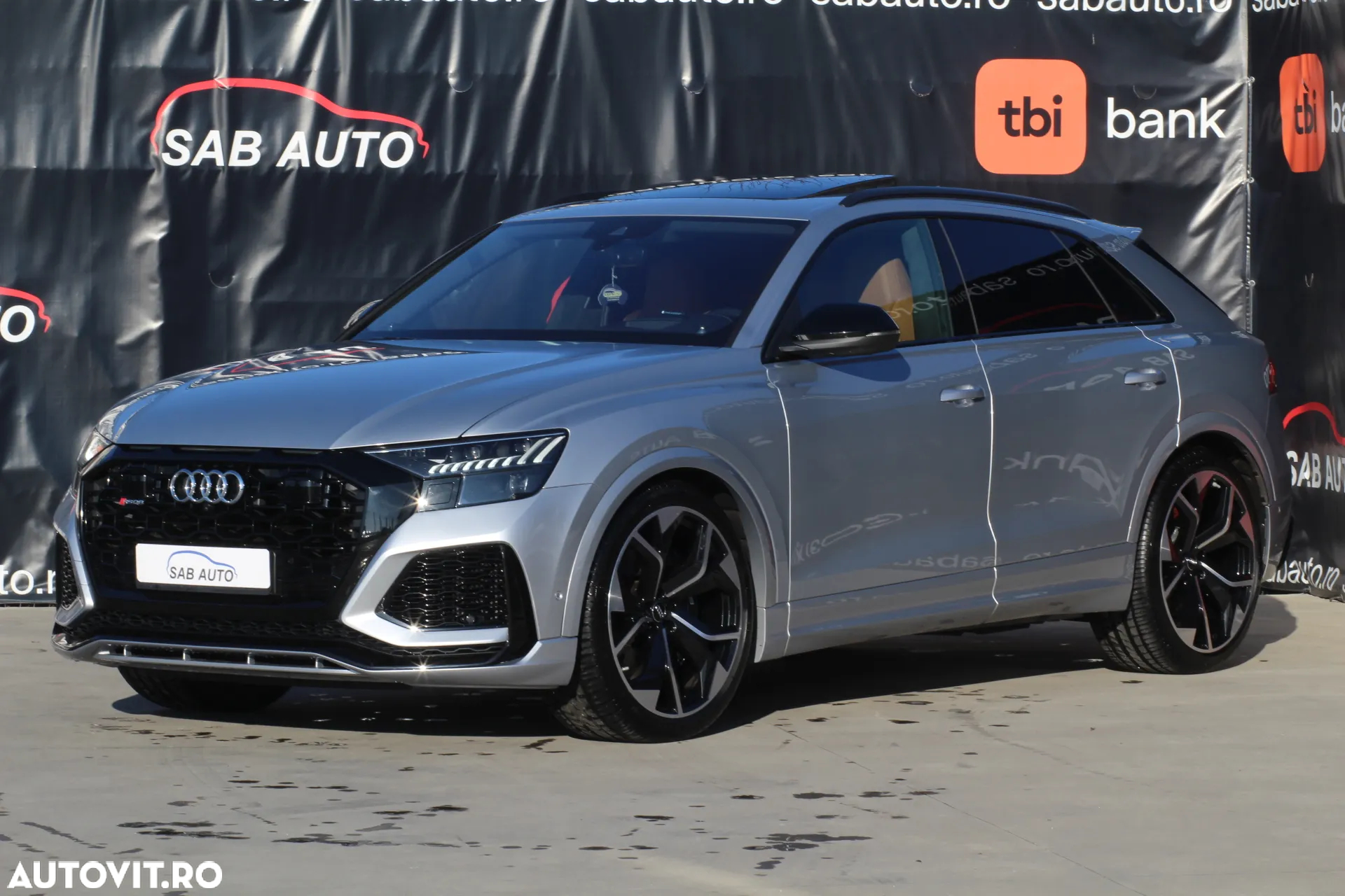 Audi RS Q8 - 5