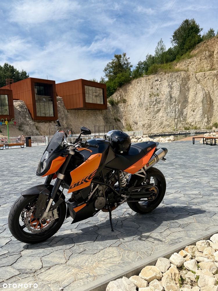 KTM Super Duke - 12