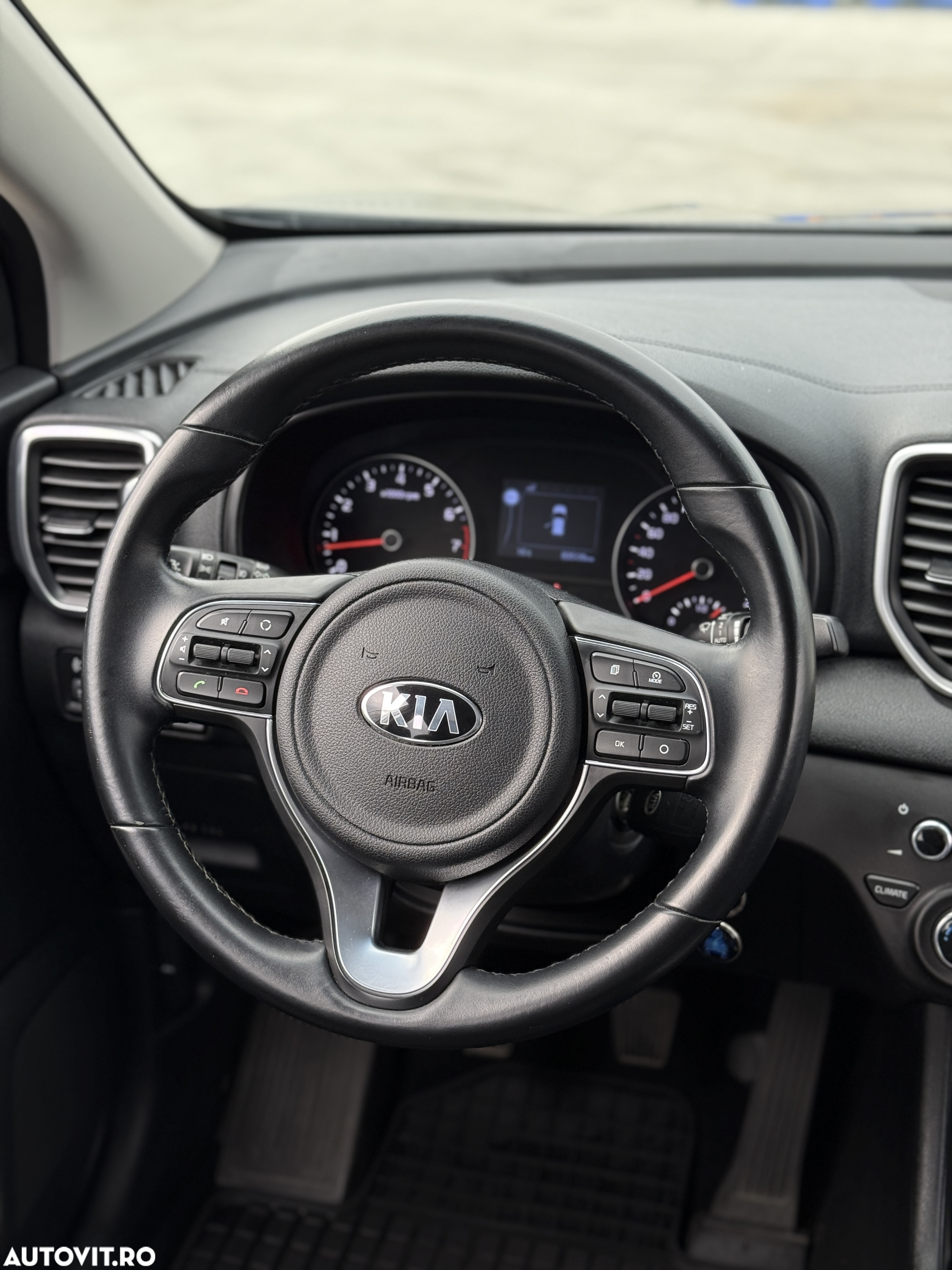 Kia Sportage - 40
