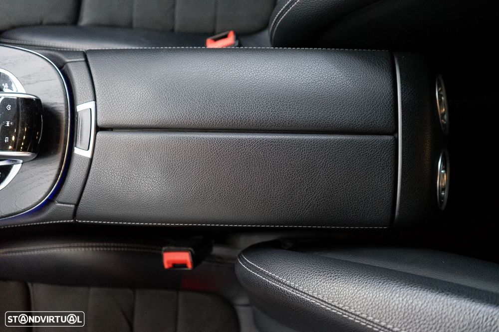 Mercedes-Benz E 220 d AMG Line - 29