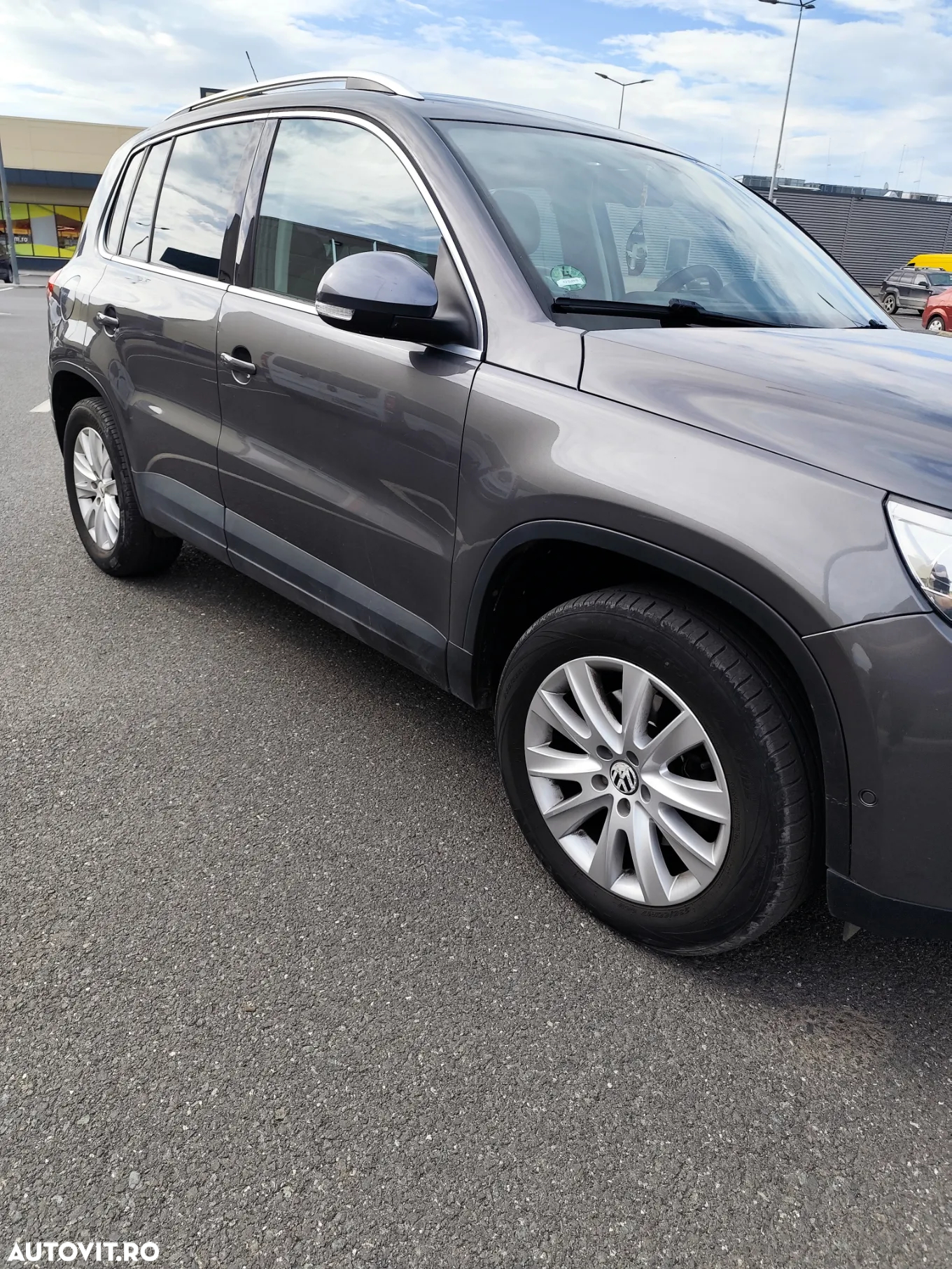 Volkswagen Tiguan 1.4 TSI BlueMotion Technology Exclusive - 7