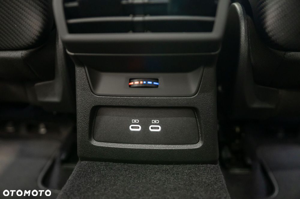 Audi RS3 Limousine - 16